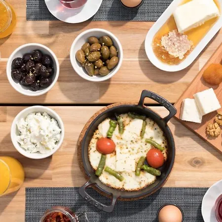 Safi Hotel فندق Çeşme
